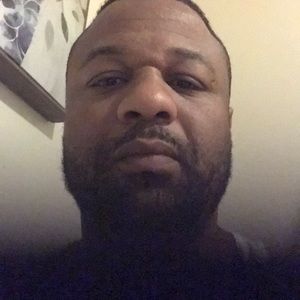 Meet your Posher, Larry